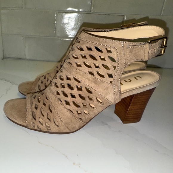 UNISA Taupe Suede Ankle Bootie, Size 7.5 - Picture 3 of 8